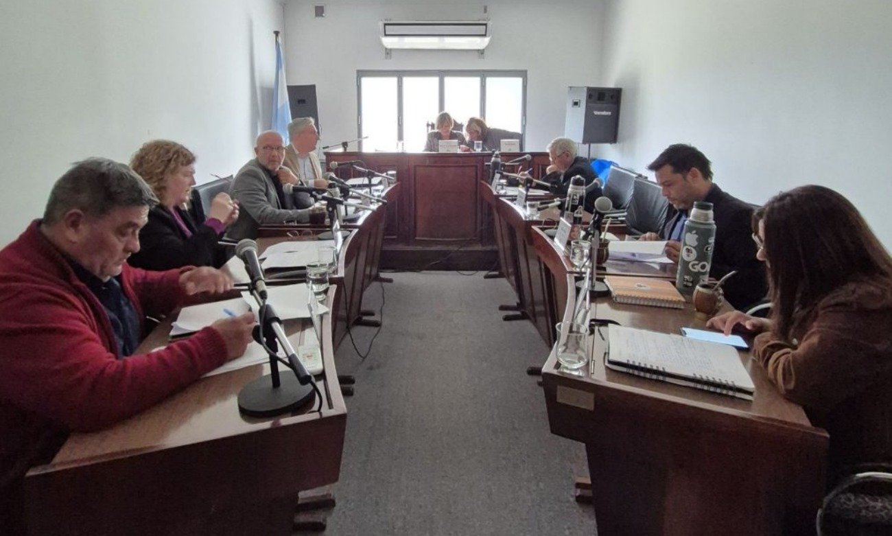 El Concejo Municipal de Santo Tomé durante una sesión. Foto de archivo.