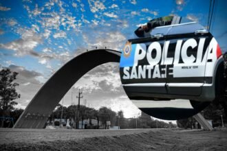 La UR XI de Esperanza quedó bajo investigación tras la detención de cuatro policías por presuntas irregularidades en verificaciones vehiculares. Foto de archivo.
