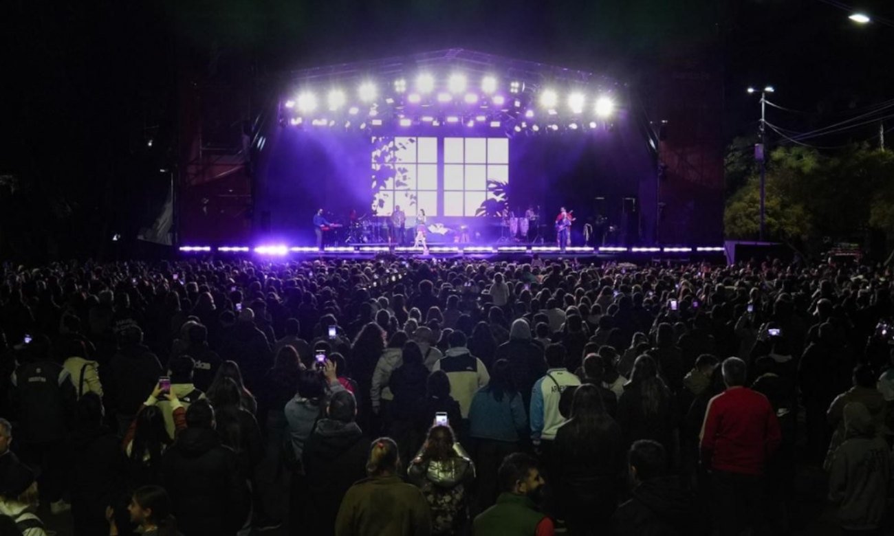 El Fan Fest del Parque del Sur reúne música, espectáculos y actividades durante los Juegos Suramericanos Santa Fe 2026.