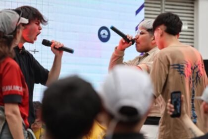Más de 45 artistas participaron de batallas de freestyle en la explanada del Concejo Municipal de Santa Fe, con shows en vivo y emprendedores.
