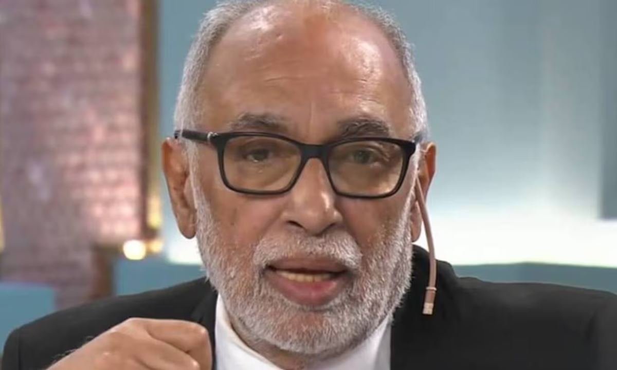 Oscar “Negro” González Oro, durante una de sus numerosas etapas al frente de programas de radio y televisión.