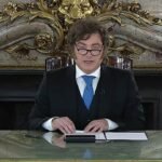 Javier Milei durante una cadena nacional en la que se dirige al país. Foto de archivo