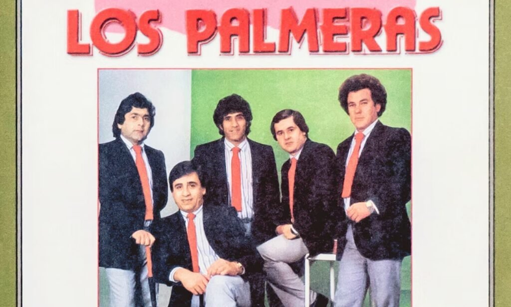 Ricardo “Oveja” Stec junto a Los Palmeras, durante una de las etapas que marcaron la historia de la reconocida banda de cumbia santafesina. Foto de archivo.