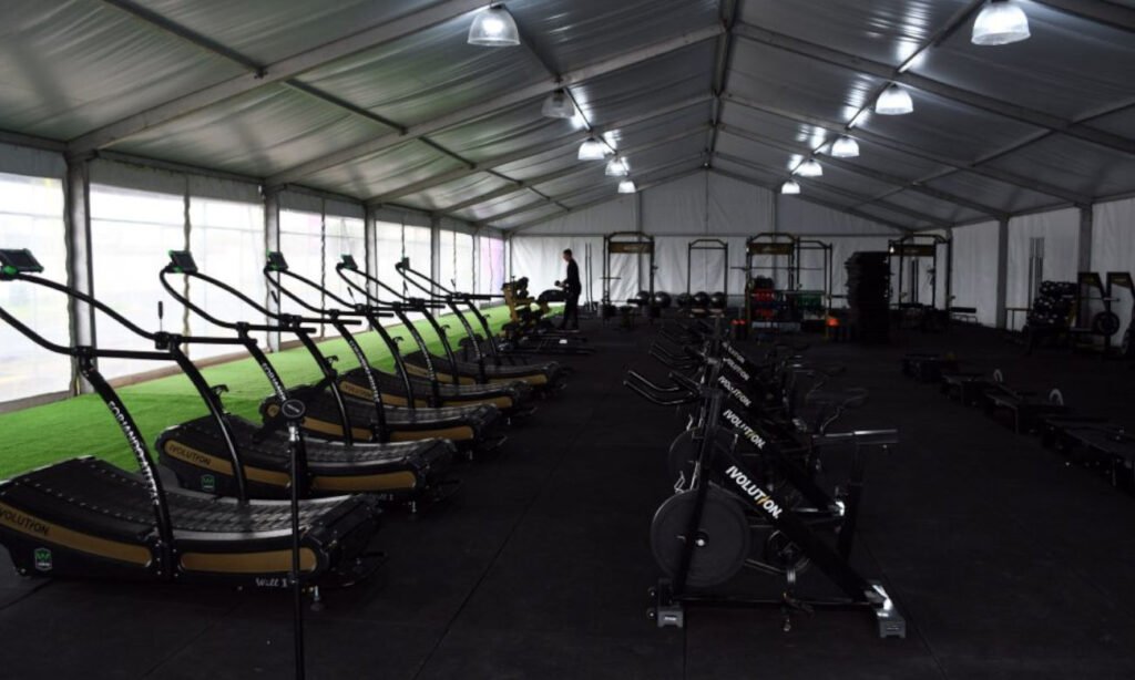 El gimnasio de la Villa Suramericana fue equipado para acompañar la preparación física y la recuperación de los atletas durante los Juegos.