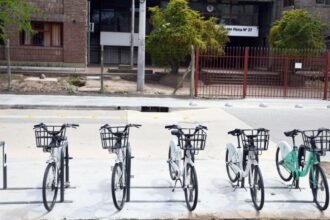 El sistema Las Bicis cuenta con estaciones distribuidas en distintos sectores de la ciudad de Santa Fe.