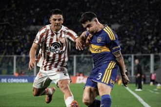 Boca Juniors e Instituto de Córdoba se enfrentan en una nueva jornada del fútbol argentino.