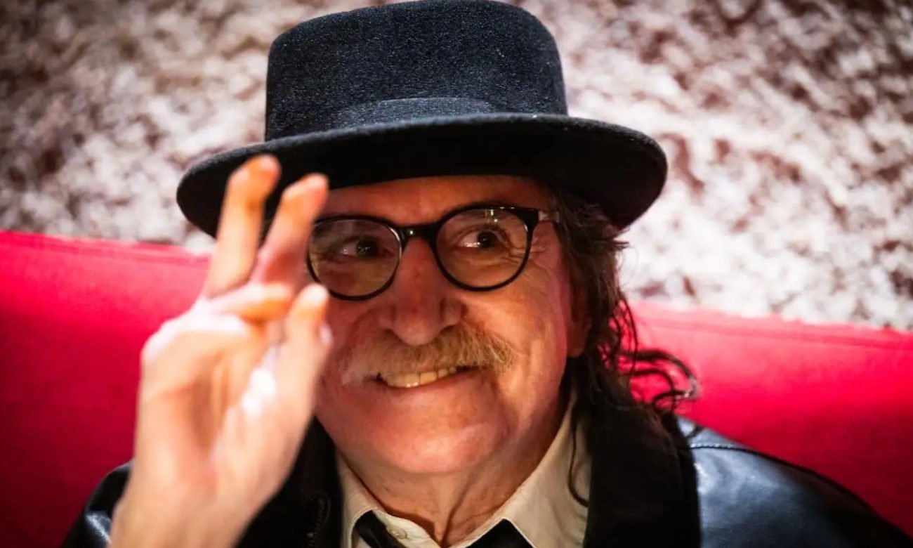 Charly García, referente histórico del rock argentino, durante una de sus apariciones públicas.