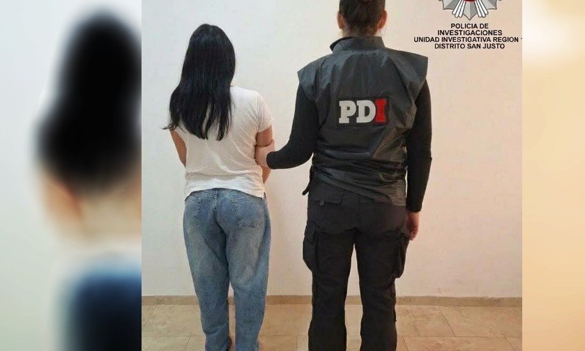 La mujer de 26 años detenida en San Justo en el marco de una investigación por robo. Foto: fuentes policiales.
