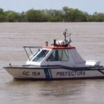 Personal de Prefectura Naval Argentina realiza tareas de vigilancia y control en aguas del río Paraná. Foto de archivo.