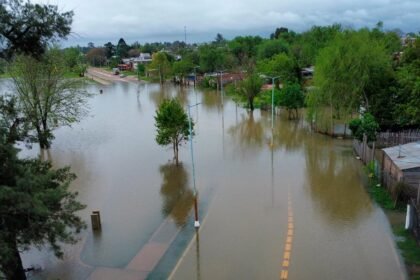 dame leyenda de foto de inundacion en cocordioa Inundaciones en Concordia, Entre Ríos, por la crecida del río Uruguay. La situación mantiene en alerta a las autoridades y a las familias que viven en zonas ribereñas.
