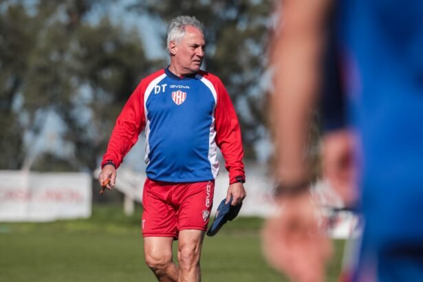 Leonardo Madelón, durante una jornada de entrenamiento del plantel de Unión. Foto: archivo.