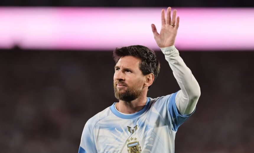 Lionel Messi, capitán de la Selección argentina, durante una de sus presentaciones con la camiseta albiceleste.