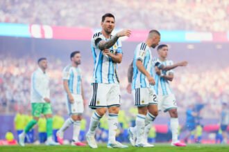 Lionel Messi, capitán de la Selección Argentina, durante una presentación con la camiseta albiceleste. Foto: archivo.