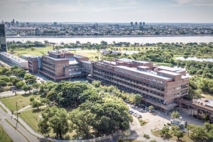 La Ciudad Universitaria de la Universidad Nacional del Litoral (UNL), ubicada sobre la Ruta Nacional 168, en la ciudad de Santa Fe.