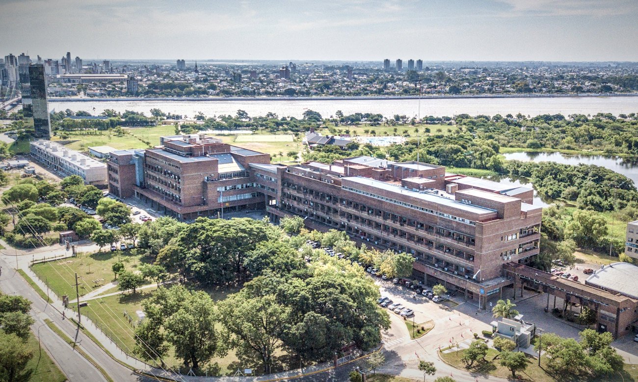 La Ciudad Universitaria de la Universidad Nacional del Litoral (UNL), ubicada sobre la Ruta Nacional 168, en la ciudad de Santa Fe.