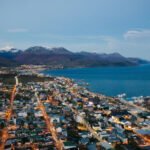 Ushuaia, capital de Tierra del Fuego, es escenario de proyectos de infraestructura vinculados al desarrollo y las actividades de la Armada Argentina. (Foto de archivo).