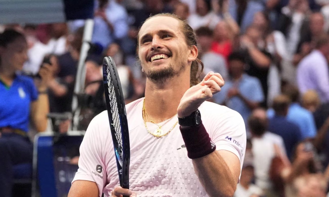 Alexander Zverev durante una competencia del circuito profesional de tenis. Foto de archivo.